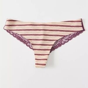 Out From Under Nina Laser-Cut Lace-Back Cheeky Hipster Size Large